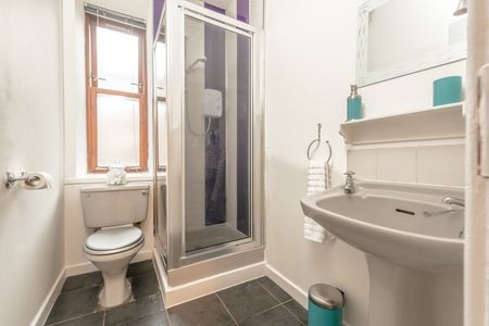 1 Bed Flat, Maule Drive, G11 - Photo 4