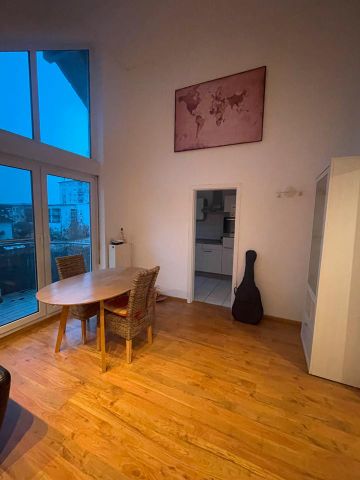 Möblierte 2-Zimmer-Wohnung mit Stellplatz – ideal für Pendler - Photo 3