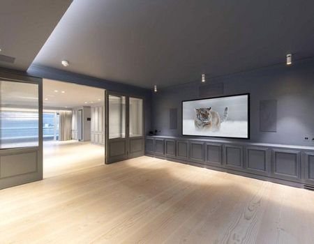 6 bedroom flat with 1 reception and 6 bathrooms in Mayfair, W1K - Photo 3