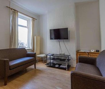 Hirwain Street, Cathays, CF24 - Photo 2