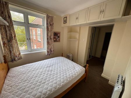 1 bedroom flat to rent - Photo 4