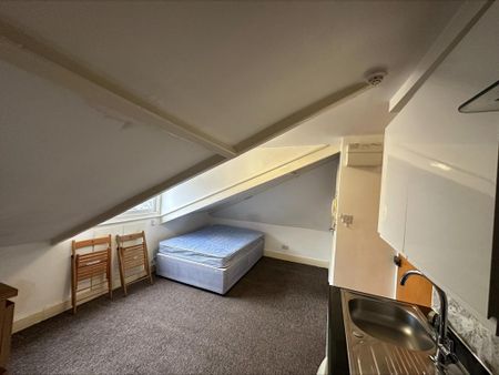 Studio to rent - Photo 5