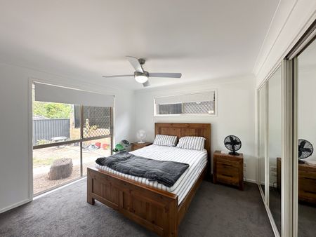 2/11 Napper Road, Parkwood - Photo 2
