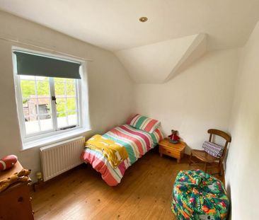 3 bedroom semi-detached house to rent - Photo 3