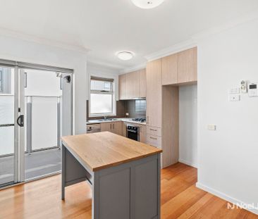205/17 Landale Avenue, CROYDON - Photo 2