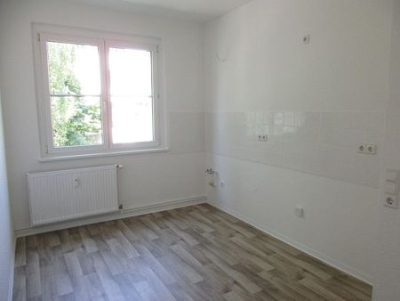 Ihr neues Zuhause in Cracau! Schicke, frisch renovierte 4-Zimmer-Wohnung mit Loggia! - Photo 3