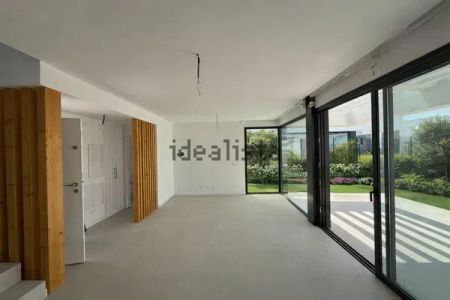 Alquiler de casa o chalet independiente en Vía - Photo 5