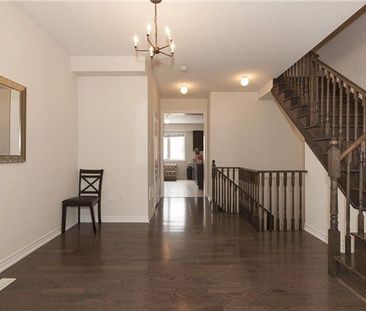 For Lease - 1413 Granrock Crescent, Mississauga, Ontario - Photo 2