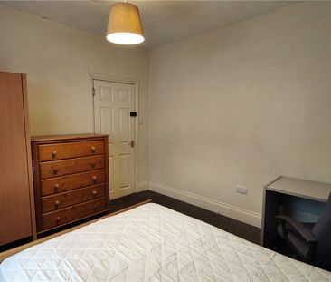 4 bedroom house to rent Hunter Street, Northampton, NN1 - Photo 6