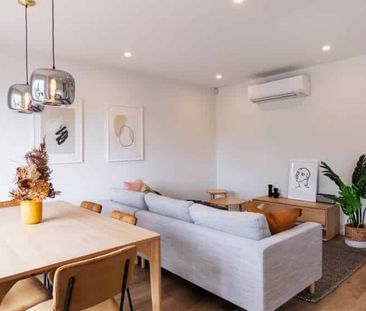 "The Gables" Residence - 3 bedroom townhouse - Photo 3