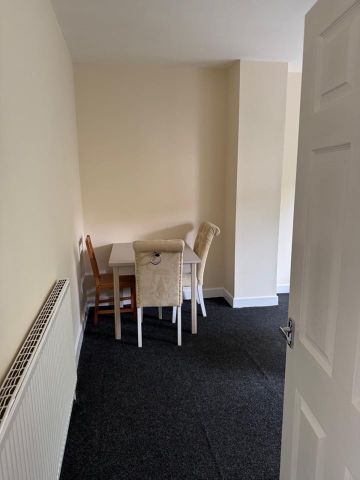 3 Bed Flat, Sheffield, S5 - Photo 5