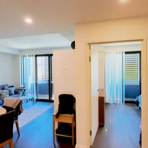 1 bed 1 bath - Photo 2