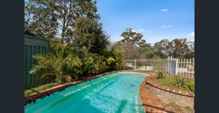 4 Bedroom House with 1 bedroom Granny flat - Photo 5