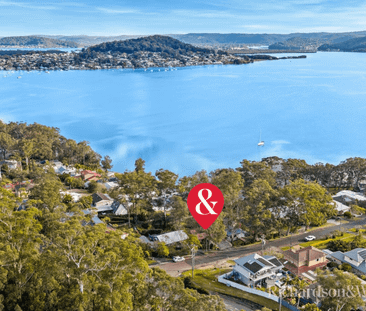 Stunning Family Home with Water Views & Multiple Living Areas - Photo 5