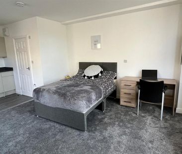 1 bedroom private hall to rent - Photo 4