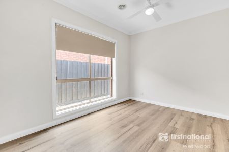 A Hidden Gem in the Heart of Werribee! - Photo 2