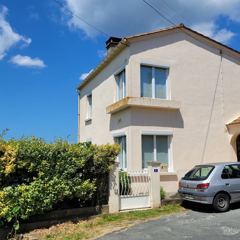 Maison 121m² habitables, lumineuse, 3 chambres, 5 pièces, belle vue campagne, au calme, jardin, garage, buanderie, cave. - Photo 1