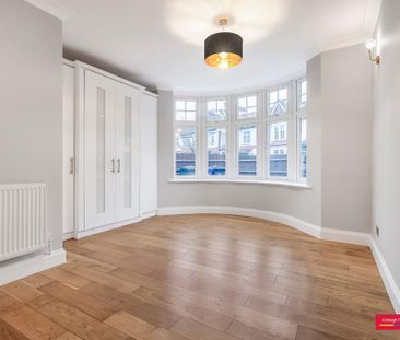 3 bedroom maisonette to rent - Photo 2