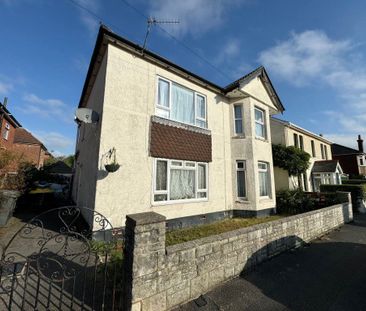 THREE DOUBLE BEDROOM STUDENT-P07604 - Photo 1
