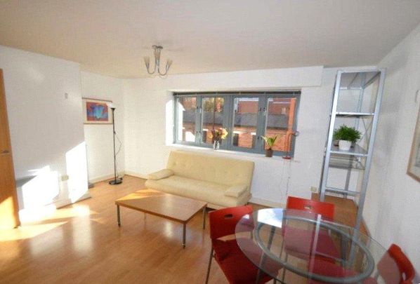 1 bedroom flat to rent - Photo 1