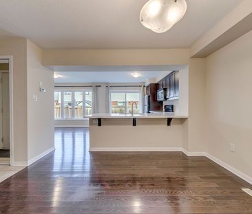 For Lease - 348 Chuchmach Close, Milton, Ontario - Photo 5