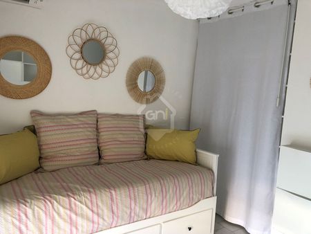 STUDIO ETUDIANT AVEC TERRASSE " NIMES DHUODA ", - Photo 2