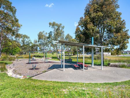 89 Pridham Boulevard, Aldinga Beach SA 5173 - House For Rent | Domain - Photo 3