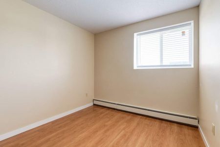Classic Suite - 2 Bedroom - Photo 3