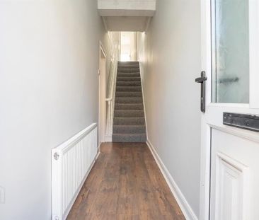 4 Victoria Avenue, Belfast, BT4 1QY - Photo 6