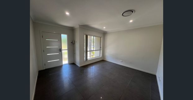 Elegant 3-Bedroom Home in Prime Location - Photo 1