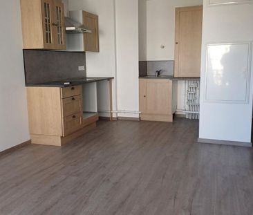 location Appartement T2 DE 41.55m² À AMIENS - Photo 5