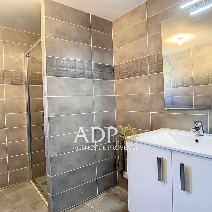 Location Appartement 3 pièces 50m² CHATEAUNEUF GRASSE 06740 - Photo 1