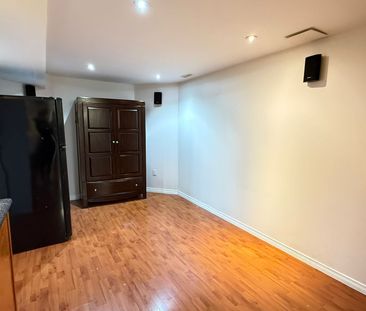 For Lease - 52 Lakespring Drive Unit# Basement, Markham, Ontario - Photo 2