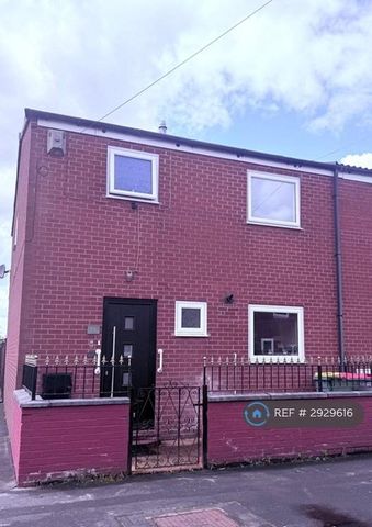 3 bedroom terraced house to rent - Photo 2