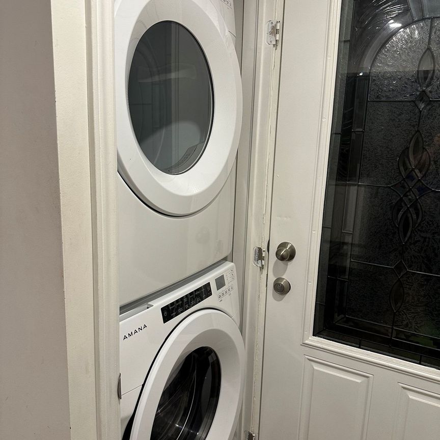 For Lease - 59 Topham Crescent, Richmond Hill, Ontario - Photo 1