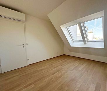 AUGARTEN-NÄHE, DACHGESCHOSS, klimatisierte 43 m2 Neubau mit 6 m2 Ba... - Photo 4