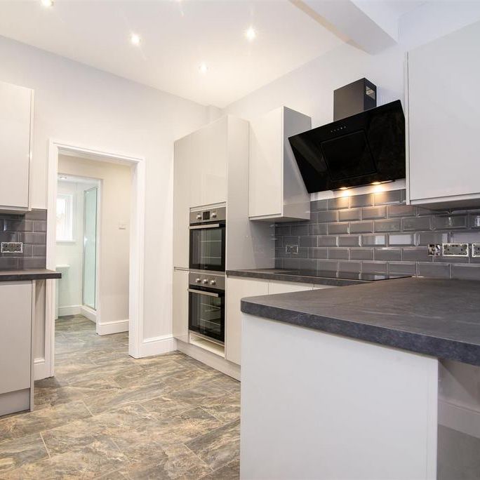 6 bedroom house share to rent - Photo 1