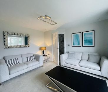 3 bedroom semi-detached house to rent - Photo 5