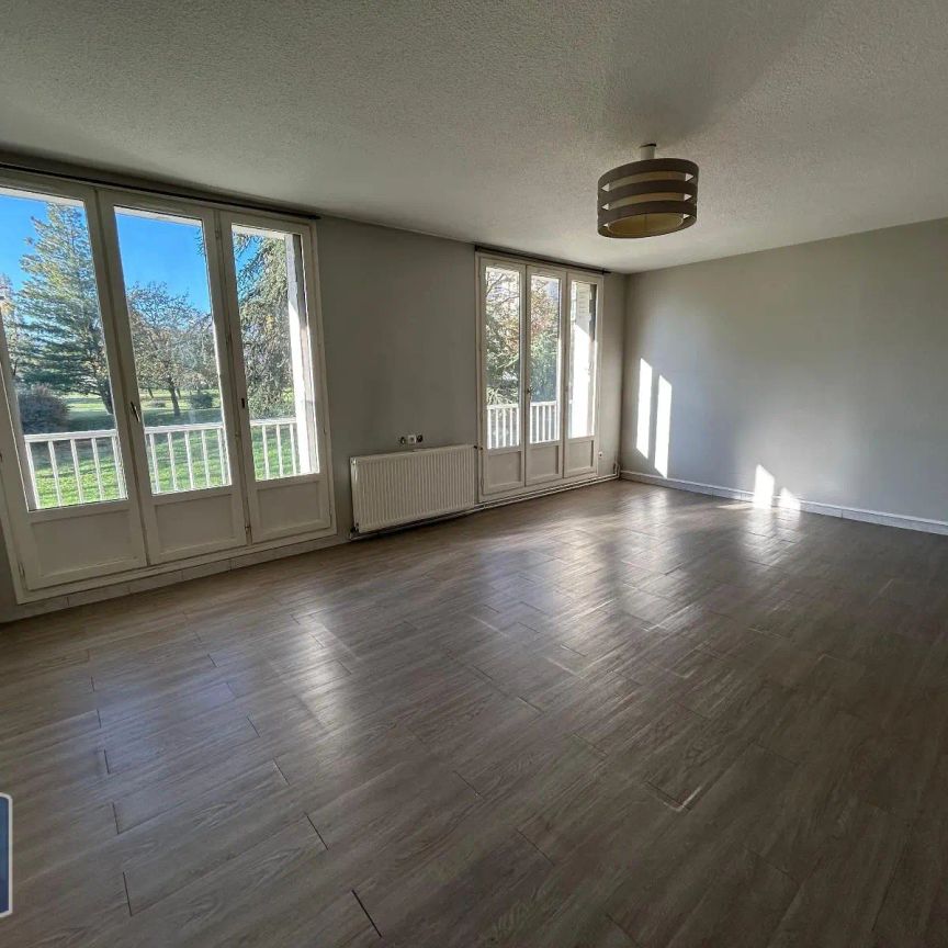 Appartement à louer 5 pièces 94.02m² - Photo 1