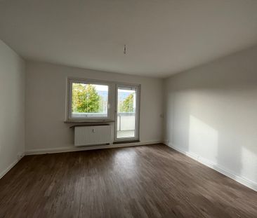 Gemütliche 2-Raum-Wohnung mit Dusche u. Balkon sucht neuen Mieter - Photo 1