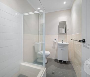 7/49 Evans Street, Wagga Wagga, NSW 2650 - Photo 2