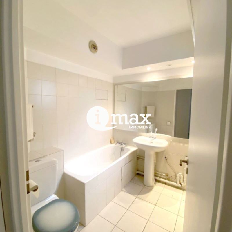 Location Appartement Levallois - - Photo 1