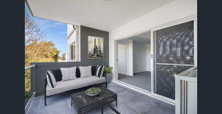 3 Bedrooms, 2 Bathrooms, 2 Car Parks + City Views! - Photo 3