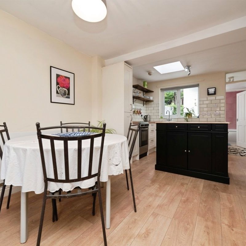 Albert Terrace - Photo 1