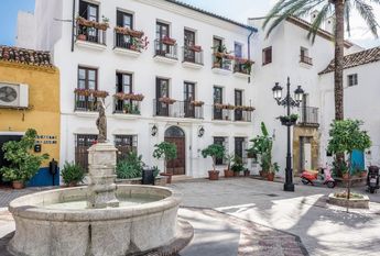 9 bedroom luxury Villa for rent in Benahavís, Andalusia