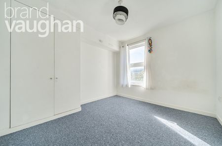 3 bedroom maisonette to rent - Photo 2