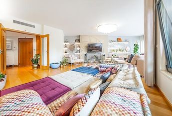 Apartamento T5 em Lisboa