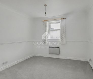 St. Peters Street, Colchester - Photo 2