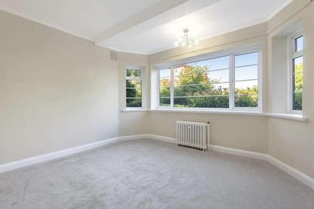 Sheen Court, Richmond, TW10 - Photo 3