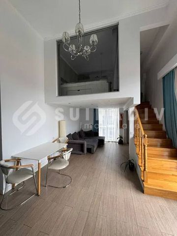 Apartament cu scară interioară | 3 camere | Balcon | Zonă Centrală - Fotografie 2